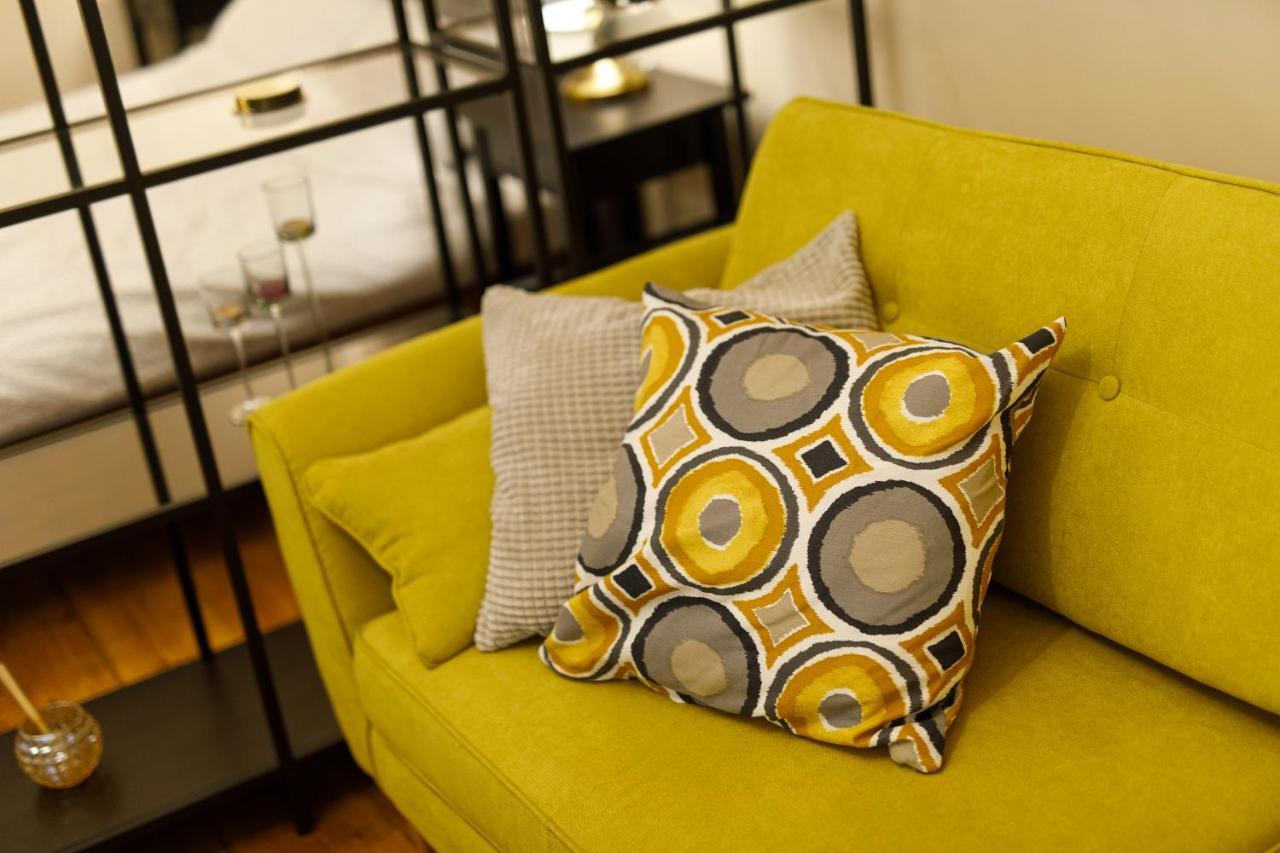 Stylish Flat In The Heart Of Historical Center Appartement Timişoara Buitenkant foto
