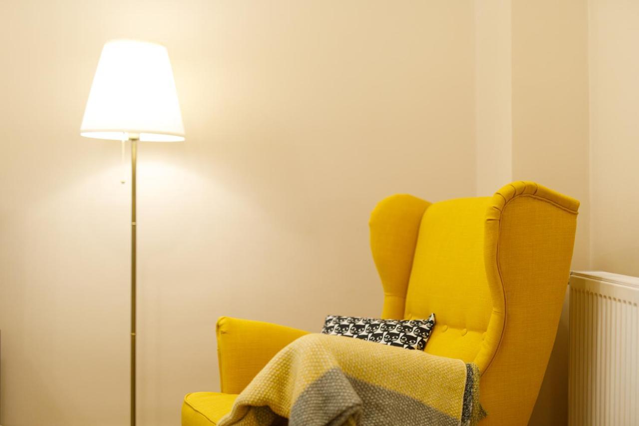 Stylish Flat In The Heart Of Historical Center Appartement Timişoara Buitenkant foto
