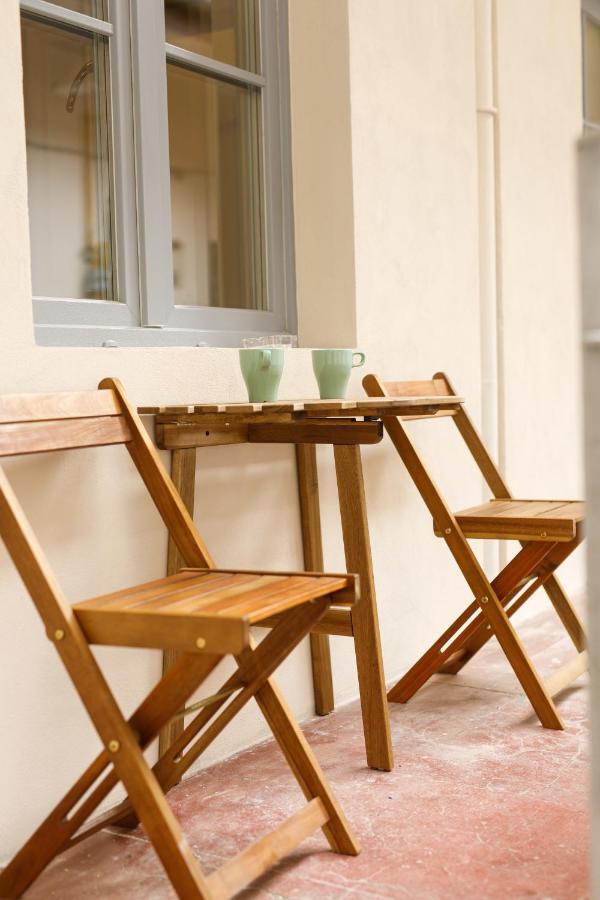 Stylish Flat In The Heart Of Historical Center Appartement Timişoara Buitenkant foto