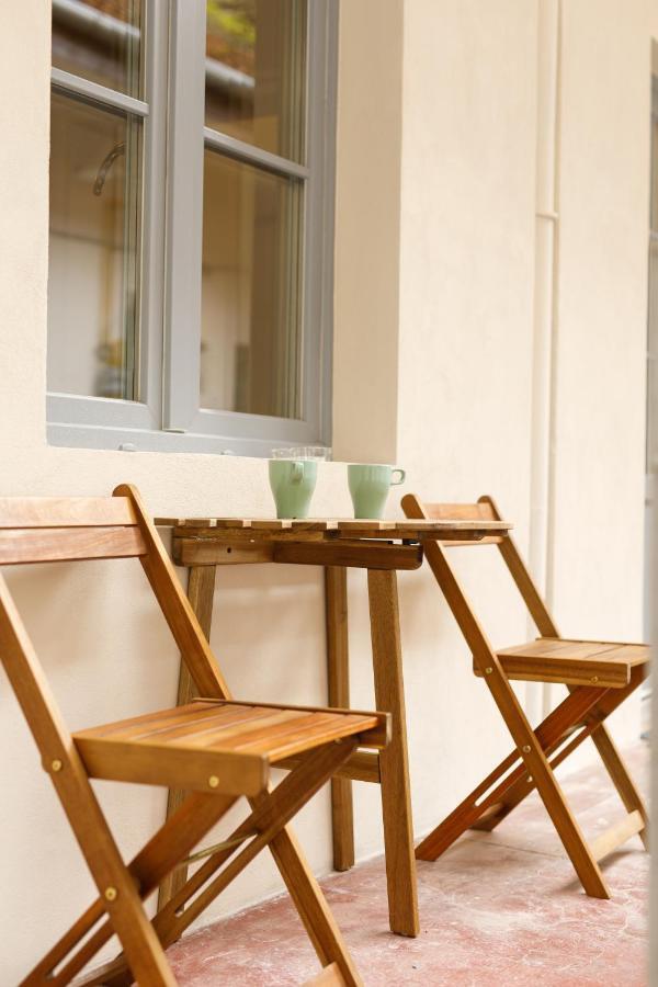 Stylish Flat In The Heart Of Historical Center Appartement Timişoara Buitenkant foto